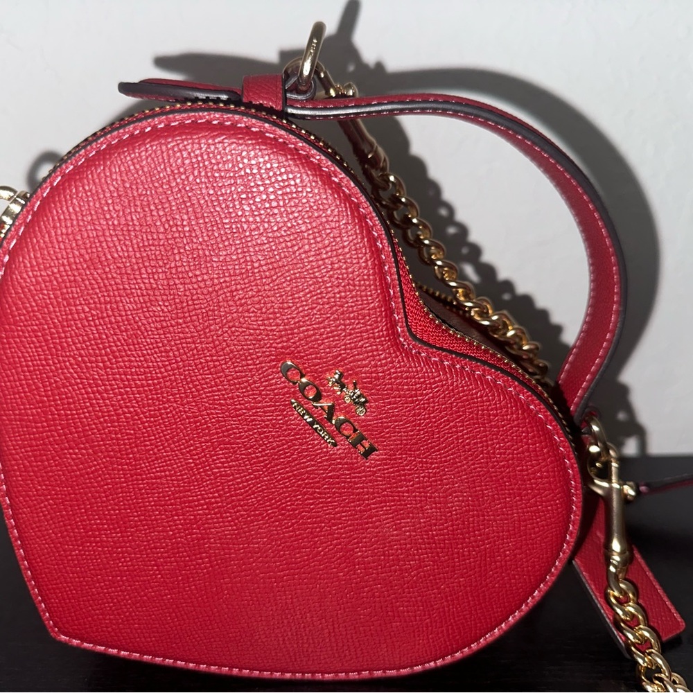 Coach 2023 Valentines Day Red Leather Heart Crossbody Bag LIMITED EDITION - Picture 3 of 11